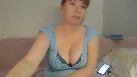 nettie789 online show from October 16, 2025, 8:37 am