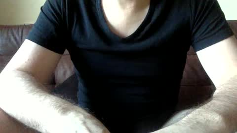 Snapshot of neu242gierig chatting on February 9, 2025, 7:16 am Neu242Gierig online show from February 9, 2025, 7:16 am