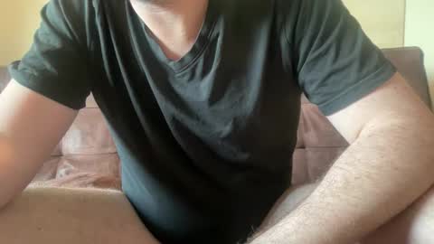 Neu242Gierig online show from March 10, 2026, 9:36 am