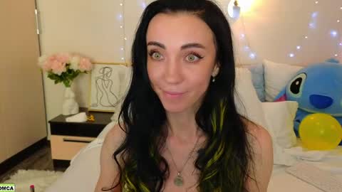 never give up  online show from May 15, 2026, 11:34 pm