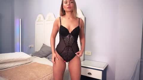 Snapshot of new_dee chatting on July 11, 2026, 5:21 am new dee online show from July 11, 2026, 5:21 am