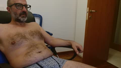 simi online show from September 21, 2025, 4:03 am