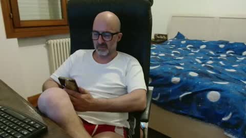 simi online show from April 21, 2026, 5:50 pm