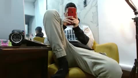 Snapshot of newlatino1 chatting on October 9, 2025, 1:47 am newlatino1 online show from October 9, 2025, 1:47 am