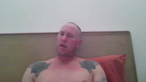 Snapshot of newportman1030 chatting on May 6, 2026, 4:34 pm amandandhisgirl online show from May 6, 2026, 4:34 pm