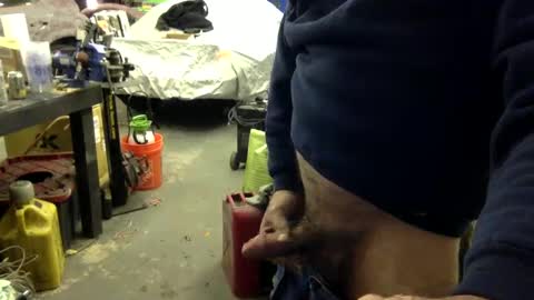 newtman68 online show from December 23, 2024, 10:44 pm