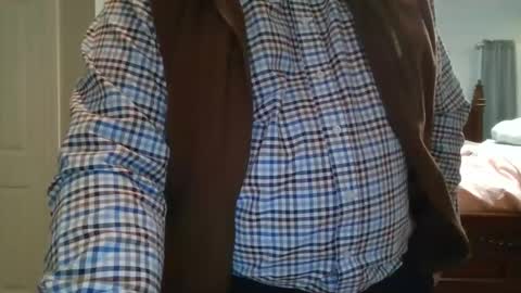 Snapshot of newtothis1015 chatting on January 23, 2025, 11:36 pm Daring online show from January 23, 2025, 11:36 pm