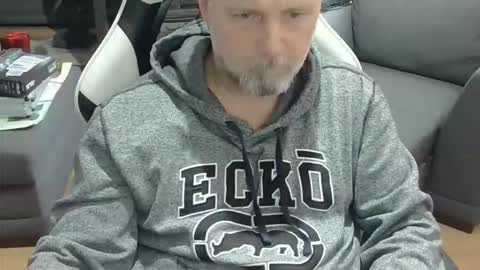 Snapshot of newvvorld chatting on February 4, 2026, 6:25 pm NewWorld online show from February 4, 2026, 6:25 pm