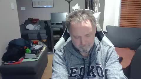 Snapshot of newvvorld chatting on February 17, 2026, 2:52 am NewWorld online show from February 17, 2026, 2:52 am