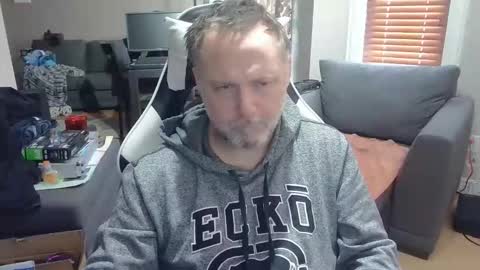 Snapshot of newvvorld chatting on February 22, 2026, 4:27 pm NewWorld online show from February 22, 2026, 4:27 pm