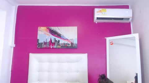 nextdoor_fantasy online show from September 17, 2025, 3:19 am