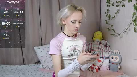 Snapshot of nextvibe1 chatting on November 13, 2025, 6:29 pm NextVibe1 online show from November 13, 2025, 6:29 pm