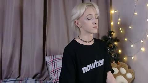 Snapshot of nextvibe1 chatting on January 7, 2026, 5:04 pm NextVibe1 online show from January 7, 2026, 5:04 pm