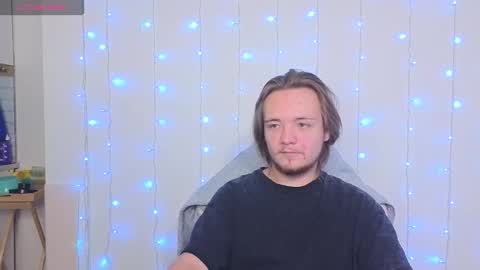 nexxxusme online show from February 24, 2026, 1:14 am