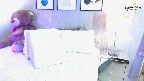 Snapshot of neytiri_moon chatting on May 6, 2026, 12:10 pm Sandra online show from May 6, 2026, 12:10 pm