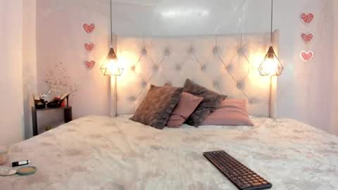 Milena online show from April 23, 2026, 1:46 pm