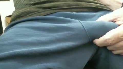 ngurth online show from September 8, 2025, 8:41 pm