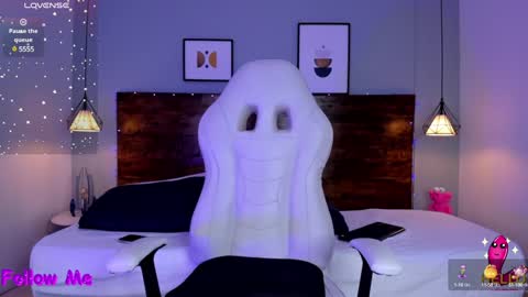 Snapshot of niall_falcon chatting on February 4, 2025, 12:55 pm Niall  online show from February 4, 2025, 12:55 pm