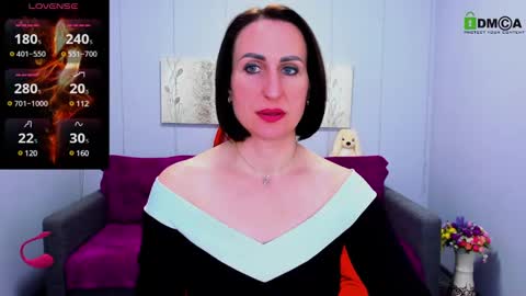 Snapshot of niasmithh chatting on March 6, 2025, 6:48 pm niasmithh online show from March 6, 2025, 6:48 pm