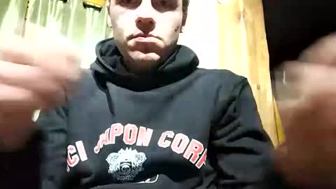 Snapshot of niavlys1709 chatting on January 17, 2025, 3:55 am Vaerhys online show from January 17, 2025, 3:55 am