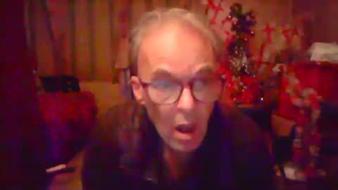 Snapshot of nice6body chatting on December 3, 2024, 11:24 pm nice6body online show from December 3, 2024, 11:24 pm