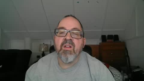 Snapshot of niceguy7208 chatting on December 9, 2024, 2:45 am niceguy7208 online show from December 9, 2024, 2:45 am