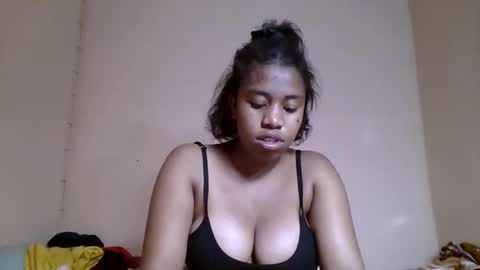 Snapshot of nicelly01 chatting on May 12, 2026, 6:16 pm nicelly01 online show from May 12, 2026, 6:16 pm