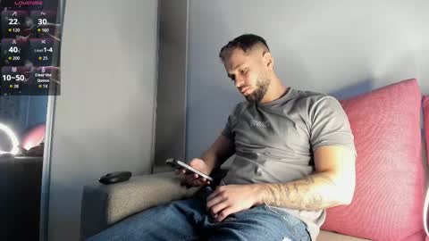 Snapshot of nicholassx chatting on September 29, 2025, 4:28 am Nicholassx online show from September 29, 2025, 4:28 am