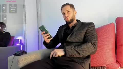 Snapshot of nicholassx chatting on November 9, 2025, 10:35 am Nicholassx online show from November 9, 2025, 10:35 am