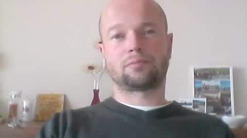 Snapshot of nick1990b chatting on February 2, 2026, 11:31 am nick1990b online show from February 2, 2026, 11:31 am