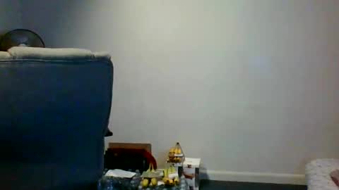 Nick online show from October 21, 2025, 2:01 am