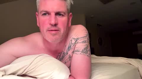 Snapshot of nick578320 chatting on October 17, 2025, 1:35 pm nick578320 online show from October 17, 2025, 1:35 pm