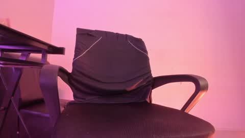 Snapshot of nick_collins20 chatting on December 31, 2024, 8:04 am Nick online show from December 31, 2024, 8:04 am