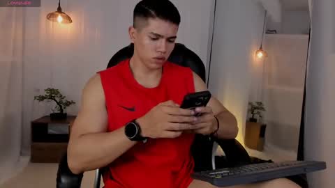 nick fenix online show from May 13, 2026, 3:48 am