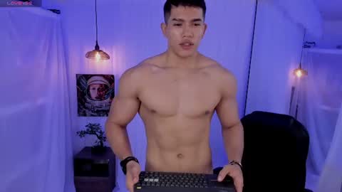 nick fenix online show from June 17, 2026, 4:08 pm