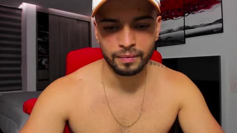 Snapshot of nick_klaus chatting on February 5, 2025, 11:50 pm Nick Klaus online show from February 5, 2025, 11:50 pm