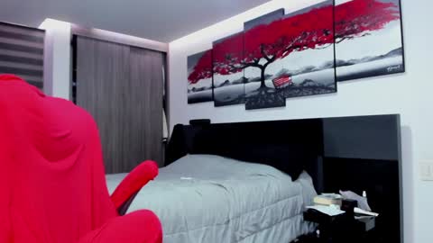 Snapshot of nick_klaus chatting on February 8, 2025, 1:00 am Nick Klaus online show from February 8, 2025, 1:00 am