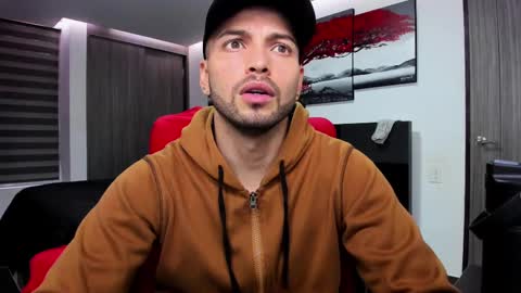 Snapshot of nick_klaus chatting on February 24, 2025, 10:14 pm Nick Klaus online show from February 24, 2025, 10:14 pm