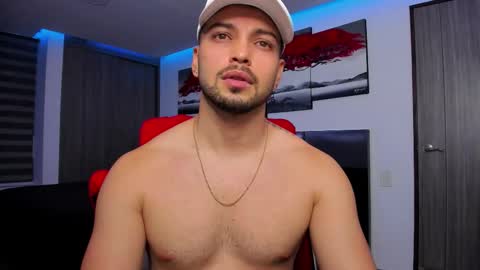 Snapshot of nick_klaus chatting on October 3, 2025, 11:24 pm Nick Klaus online show from October 3, 2025, 11:24 pm