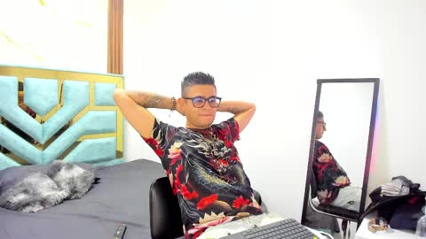 nickk_jonson online show from April 8, 2026, 1:00 pm