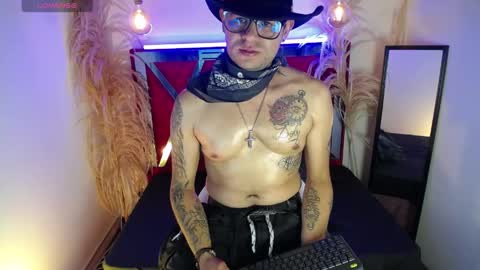 nickk_jonson online show from May 12, 2026, 1:19 pm