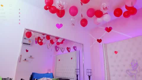 nickky online show from February 21, 2025, 1:11 pm