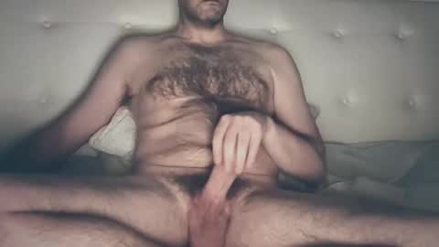 Nik online show from February 5, 2026, 8:46 pm