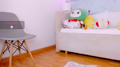 Nicolas online show from February 11, 2025, 6:44 pm