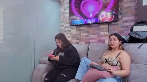 nicky_as online show from June 30, 2026, 6:20 pm