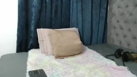 Nicky Brown online show from December 2, 2024, 6:32 pm