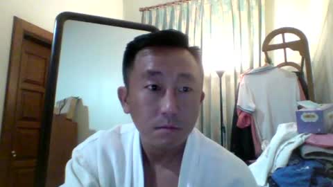 nickyang75 online show from June 18, 2026, 6:56 pm