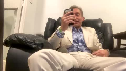 Snapshot of nico181969 chatting on February 23, 2025, 2:29 am Nico online show from February 23, 2025, 2:29 am