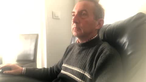 Nico online show from November 7, 2025, 12:05 pm