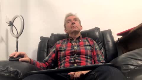 Nico online show from November 28, 2025, 2:14 am